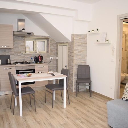 Sbiriddu'S House Apartment Taormina Luaran gambar