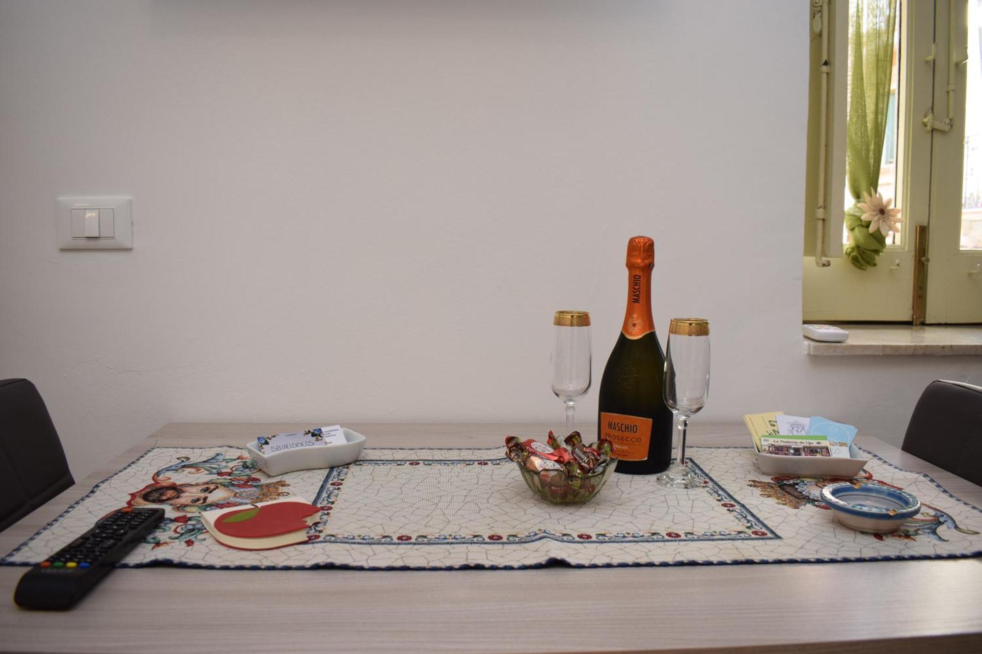 Sbiriddu'S House Apartment Taormina Luaran gambar